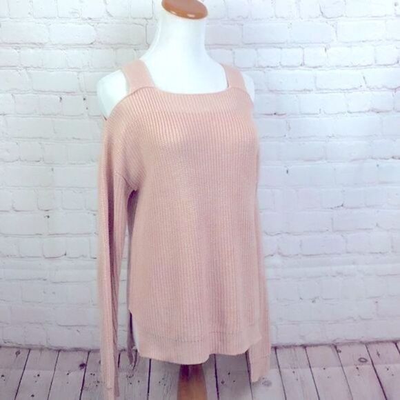 Hooked Up. Pale pink Cold shoulder long sleeve sweater. Women's XS - Picture 1 of 6